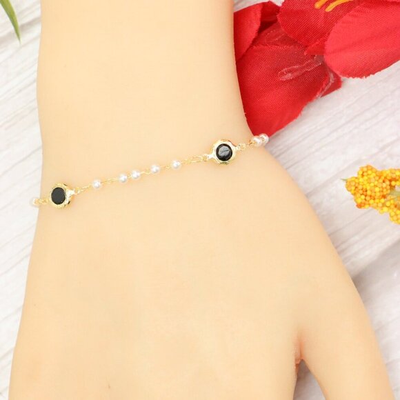 "Trendy Handmade Bracelet – A Thoughtful Gift for Girls & Women | UNVRC1422 - Picture 5 of 10